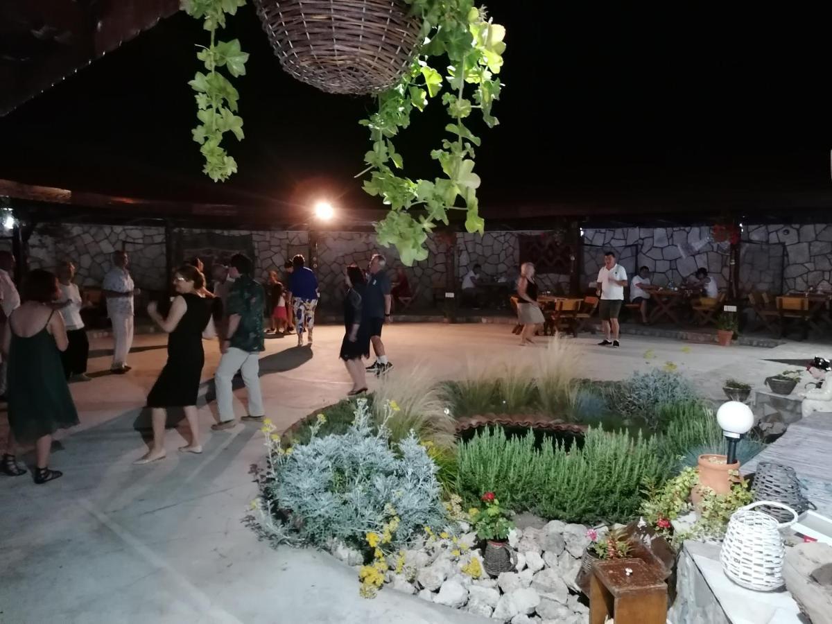 Hanul Hora Romaneasca Dél-Eforie Kültér fotó